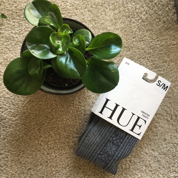 HUE Accessories - Hue Snowflake Sweater Tights - Please BUNDLE!